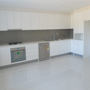 Security Unit - Photo 2