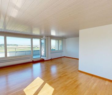 4.5 room attic apartment with large terrace - Foto 3