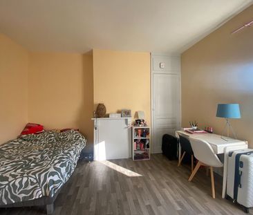 QUARTIER VICTOR THUILLAT, Appartement T2 40.53 m² refait à neuf! - Photo 4