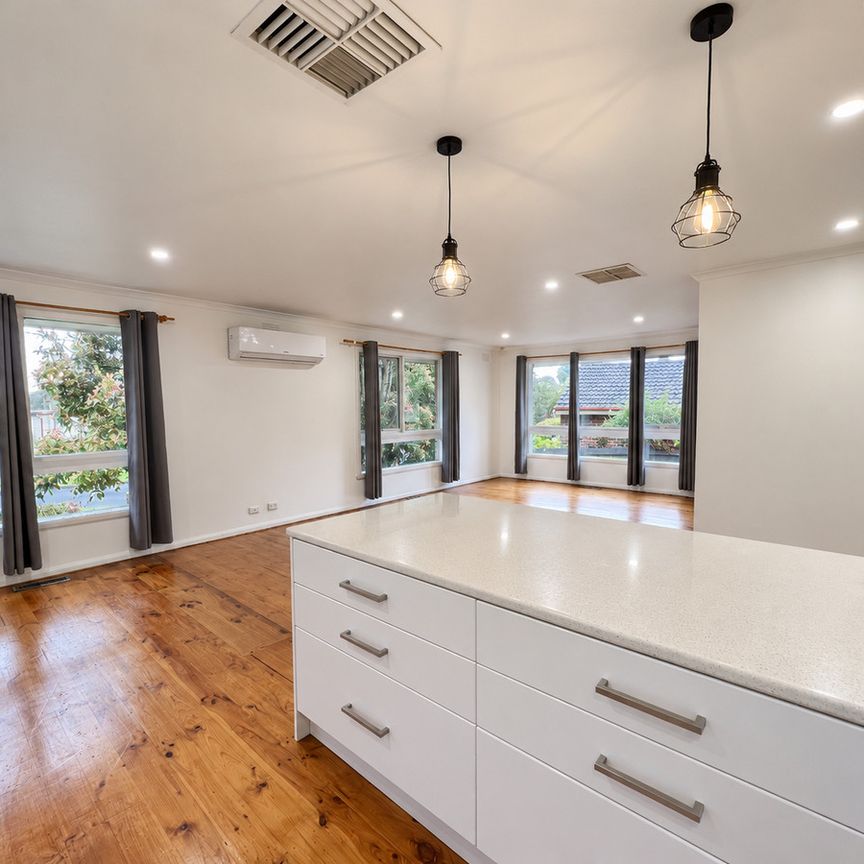 Stylish Family Home in a Quiet Location - Photo 1
