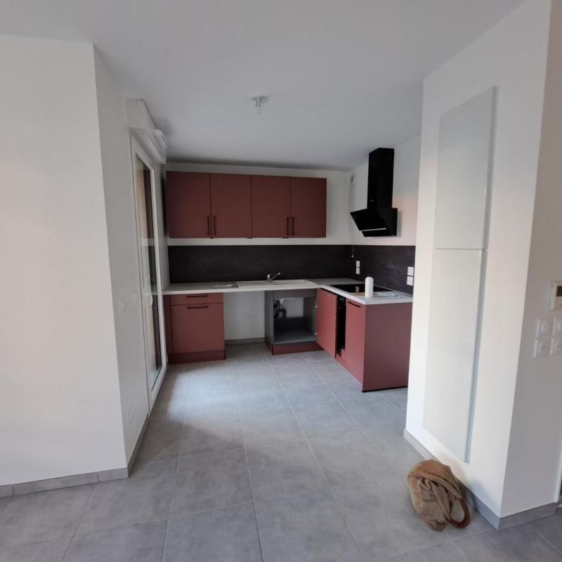 Location Appartement 1 pièce 28m² THONON LES BAINS 74200 - Photo 1