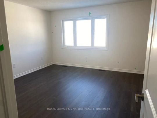 Condo Townhouse For Lease | S9044256 - Photo 1