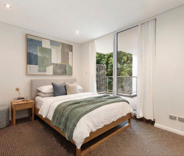 Your 1 bedroom+ Study, Sun-Drenched North-Facing Sanctuary - Photo 6