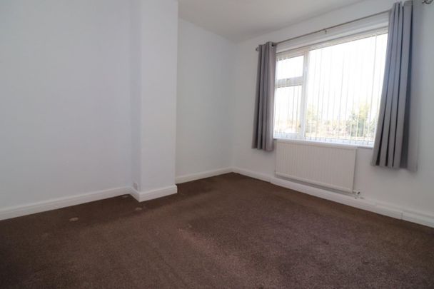 3 bedroom House To Let Total Size: 1002 SQ FT - Photo 1