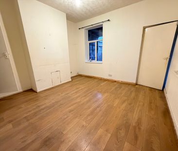 Hall Park Street, Bilston, Wolverhampton - Photo 1