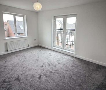Parkside Crescent, Seacroft, Leeds, LS14 - Photo 3