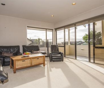 Fantastic Family Home - Photo 2