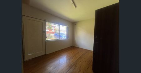 Ground Floor convenience - Photo 3