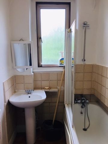 Room in a Shared House, Sidney Avenue, N13 - Photo 5