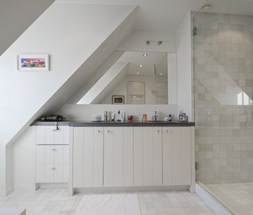 Koppelvilla met een hoogwaardige afwerking gelegen in een rustige o... - Photo 6