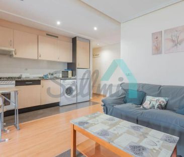 Estudio de alquiler en Lisboa, HUCA - La Cadellada - Photo 2