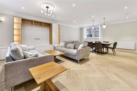 A newly developed, exceptional three-bedroom home in the heart of Marylebone Village. - Photo 2