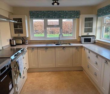 Woodborough, SN9 - Photo 4