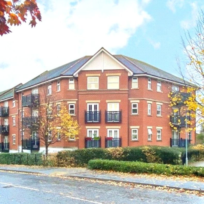 Bell Chase, Aldershot, Hampshire, GU11 - Photo 1