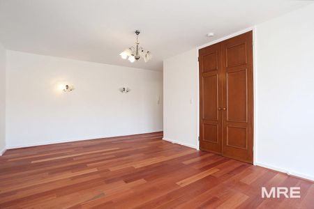 1B/381 Toorak Road, South Yarra - Photo 3