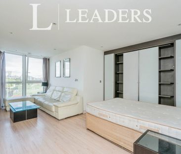 apartment to rent No 1 Gunwharf Quays, Portsmouth, PO1 - Photo 2