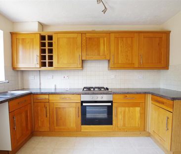 3 bedroom detached house to rent - Photo 6