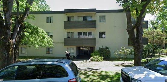 2 BR SUITE MARPOLE GRANVILLE AREA - Photo 2