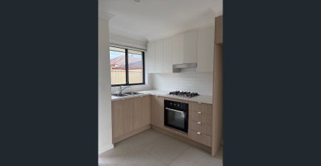Modern 1-Bedroom Granny Flat with Private Courtyard (Utilities Included) - Photo 2