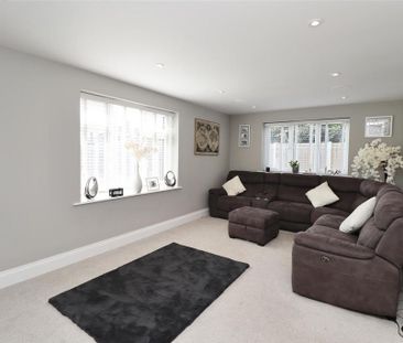 2 bedroom detached house to rent - Photo 2