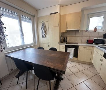 Spacieux logement de 3.5 pièces au centre-ville ! - Foto 4