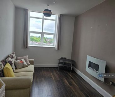 2 bedroom flat to rent - Photo 4