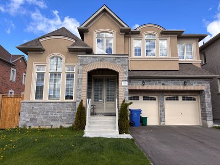 For Lease - 62 Angus Morton Crescent, East Gwillimbury, Ontario - Photo 4
