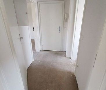 Schöne Wohnung sucht Mieter: praktische 3-Zi.-DG - Photo 1