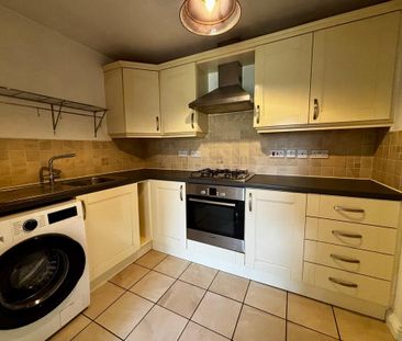 2 bedroom bungalow to rent - Photo 1