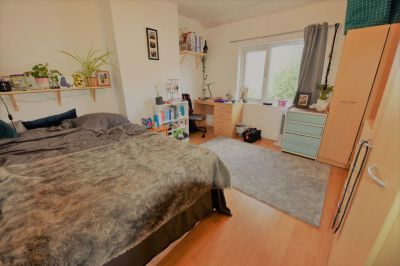 3 bedroom House in Mayville Avenue, Leeds - Photo 4