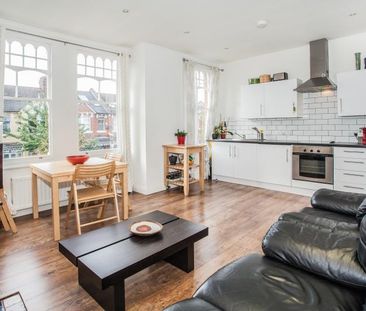 2 bedroom maisonette to rent - Photo 6