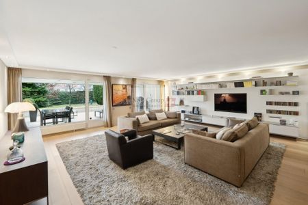 Appartement de prestige en triplex avec Terrasse et parc - Meublé - Photo 3