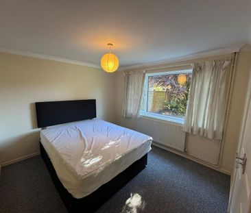 3 bedroom bungalow to rent - Photo 4