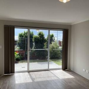 Quiet Location - Dual Key Property - Photo 2