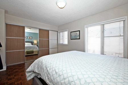 For Lease - 3000 Lake Shore Blvd West Boulevard Unit# 8, Toronto, Ontario - Photo 4