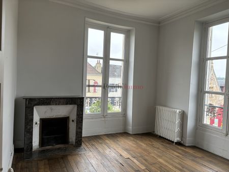 Location Maison 7 pièces 121m² BONNETABLE 72110 - Photo 4