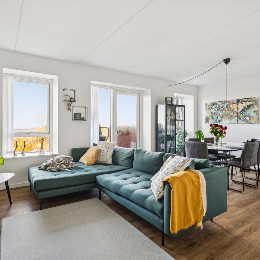 Moderne 3-værelses lejlighed med fantastisk udsigt - Photo 1