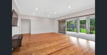 Charming family home in a sought-after location. - Photo 4