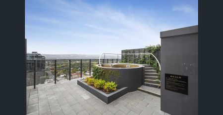 Stunning City-View Apartment in the Heart of Adelaide CBD - Photo 2