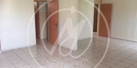 A LOUER 890 euros* 4 pièces * 90 m² * 97139 ABYMES * - Photo 3