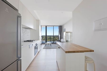 Wake up to Mountain Views and Caulfield Racecourse Views! - Photo 5