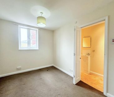1 bedroom ground floor maisonette to rent - Photo 2