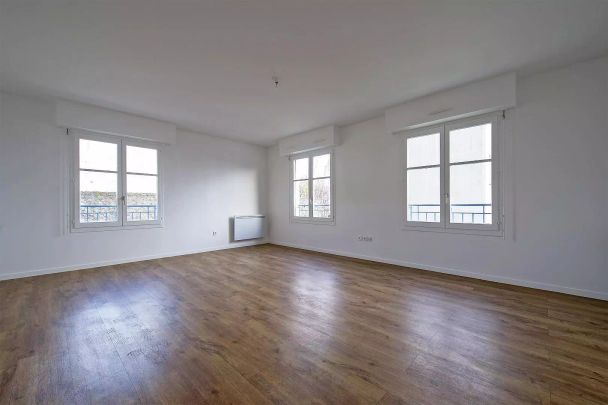 location Appartement T5 DE 109.14m² À ST GERMAIN EN LAYE - Photo 1