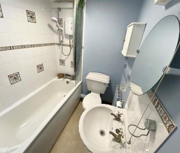 2 bedroom apartment to rent - Photo 6