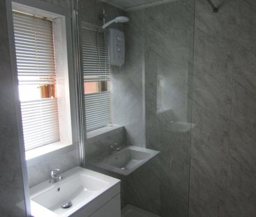 Dickinson Court, Wakefield - Photo 1