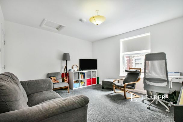 3 bedroom house to rent Wincombe Street, Manchester, M14 - Photo 1