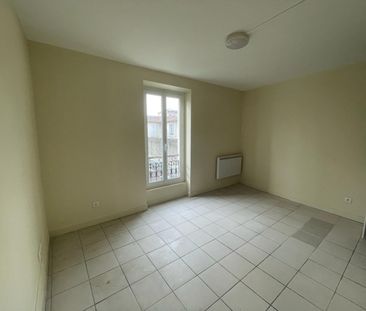Location Appartement 2 pièces 26m² LA VARENNE ST HILAIRE 94210 - Photo 1
