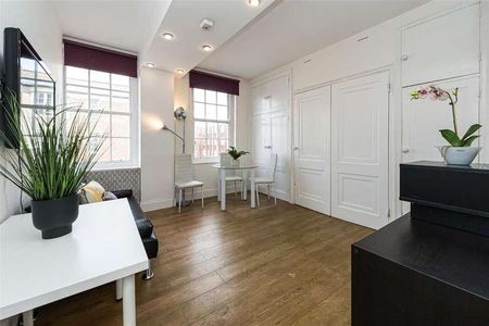 Queens Court, Queensway, London, W2 - Photo 3