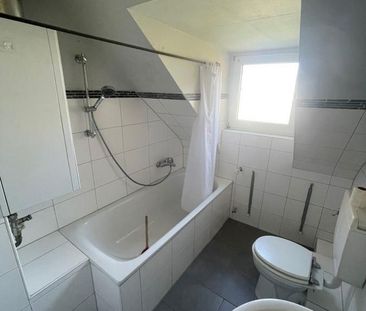 MG-Pesch: Schöne 2-ZiKDB-Dachgeschosswohnung Nähe Volksgarten - Photo 4