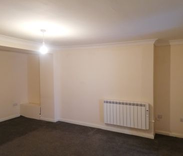 High Street, Spalding, Holbeach - Photo 2